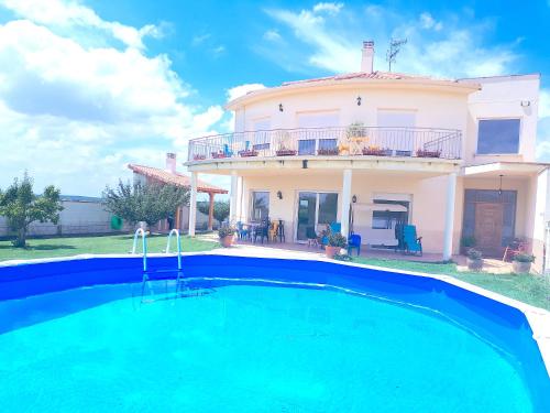 Casa Miguel & Sally  en Villanueva de las Manzanas